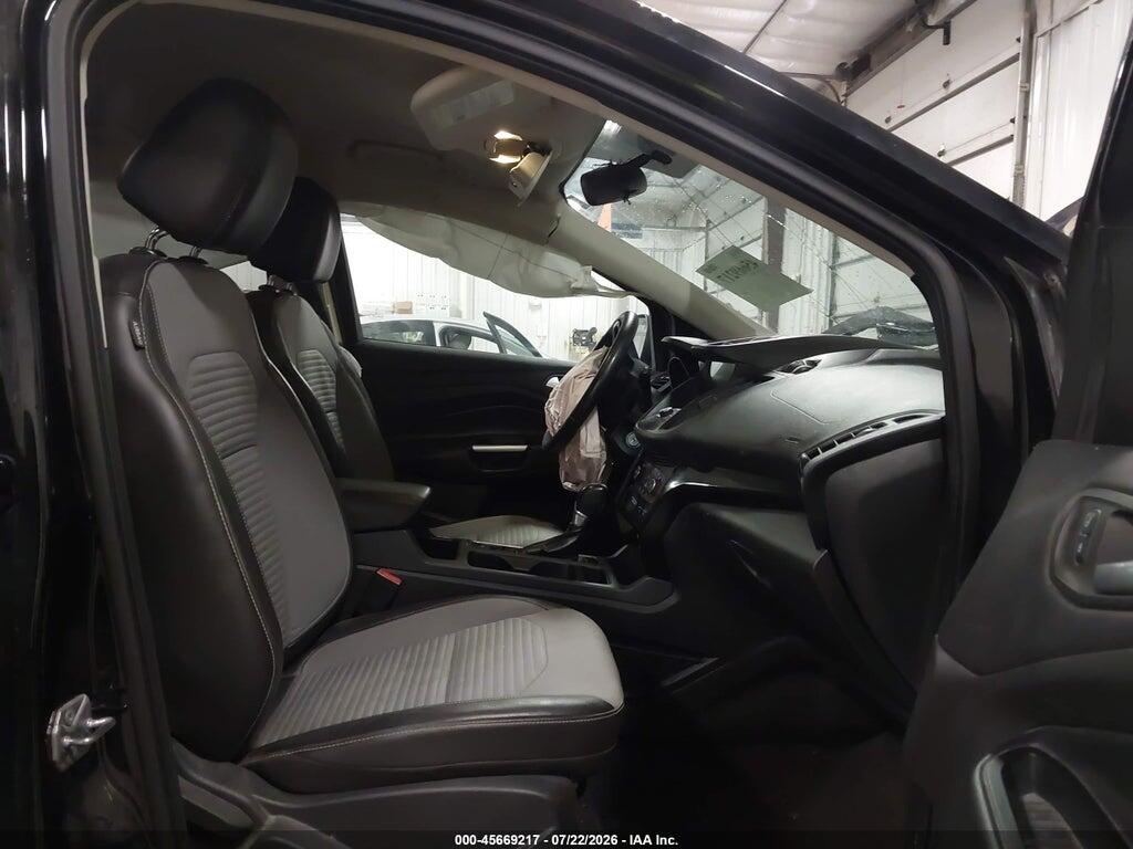1FMCU9GD0HUB42007 2017 FORD ESCAPE photo no. 5