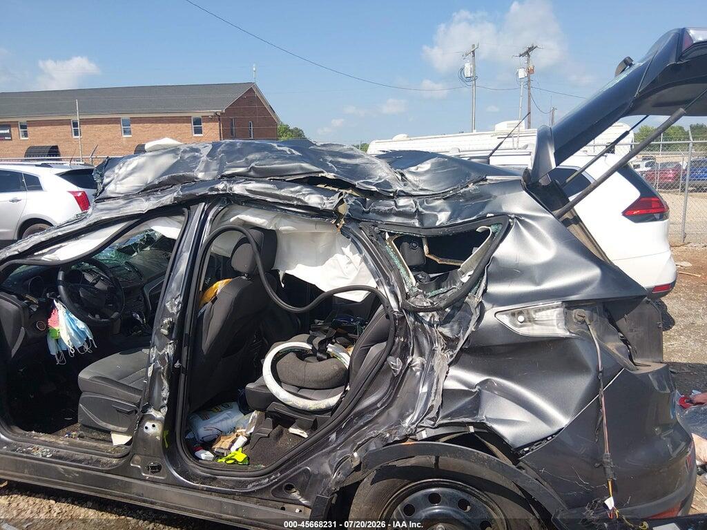 1FMCU0F71HUE84296 2017 FORD ESCAPE photo no. 6