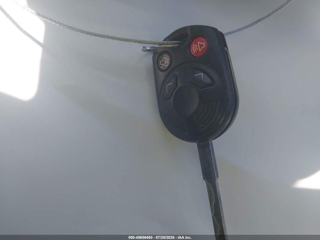 1FMCU9G96HUE83200 2017 FORD ESCAPE photo no. 11