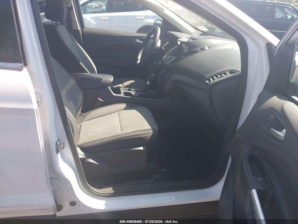 1FMCU9G96HUE83200 2017 FORD ESCAPE photo no. 5