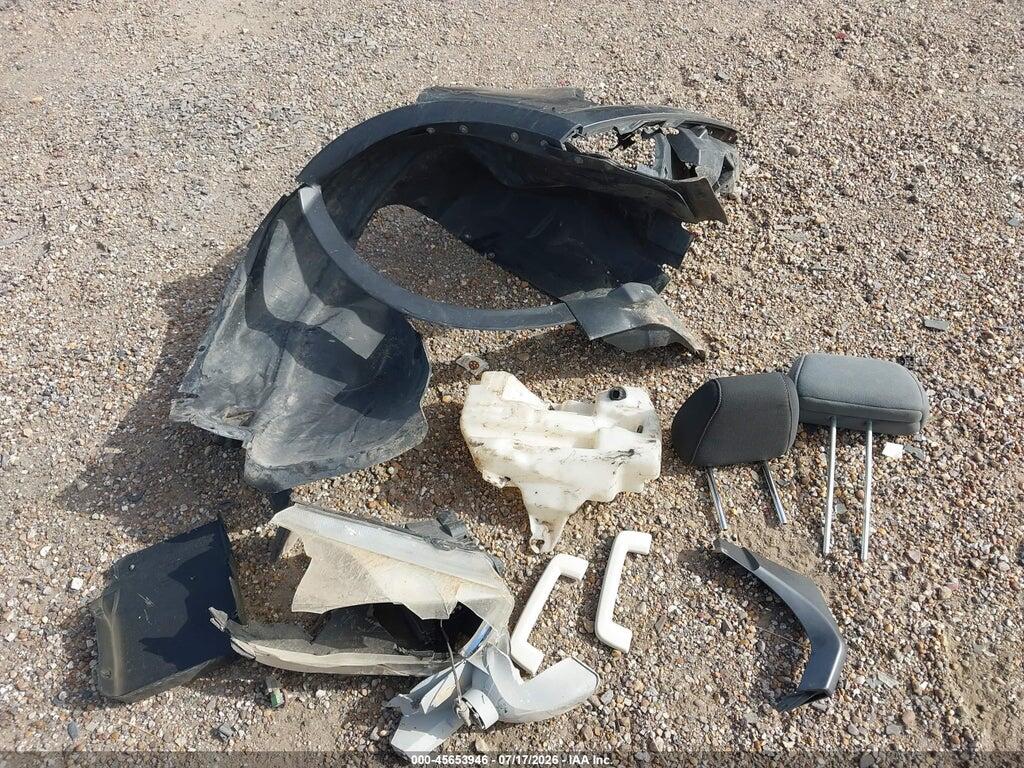 1FMCU0GD8HUB01779 2017 FORD ESCAPE photo no. 12