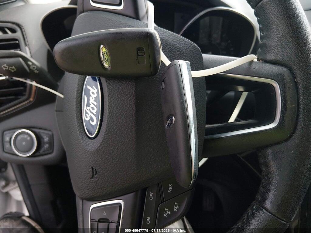 1FMCU0JD8HUD75864 2017 FORD ESCAPE photo no. 11