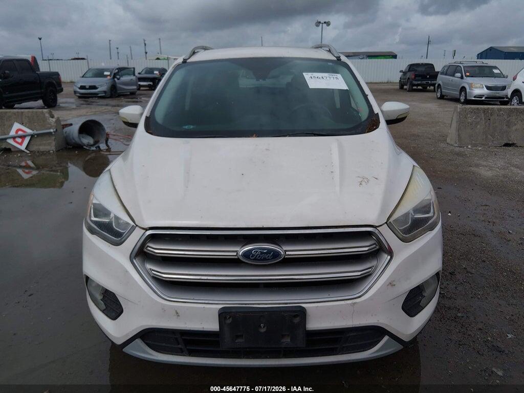 1FMCU0JD8HUD75864 2017 FORD ESCAPE photo no. 6