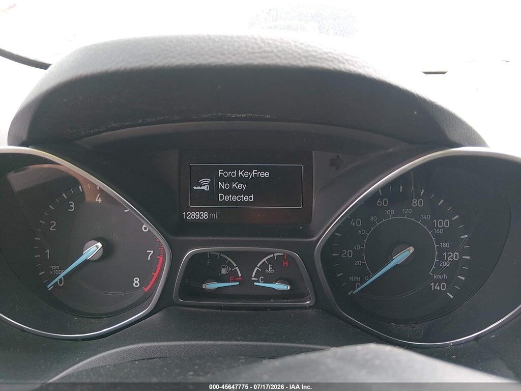 1FMCU0JD8HUD75864 2017 FORD ESCAPE photo no. 7