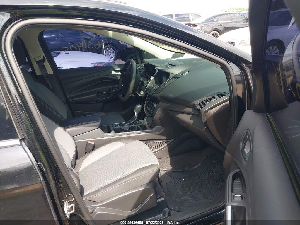 1FMCU9GD8HUC23630 2017 FORD ESCAPE photo no. 5