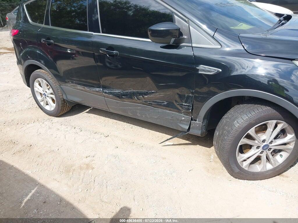 1FMCU9GD8HUC23630 2017 FORD ESCAPE photo no. 6