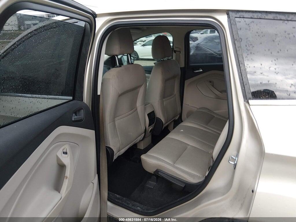 1FMCU0GD8HUC24742 2017 FORD ESCAPE photo no. 8