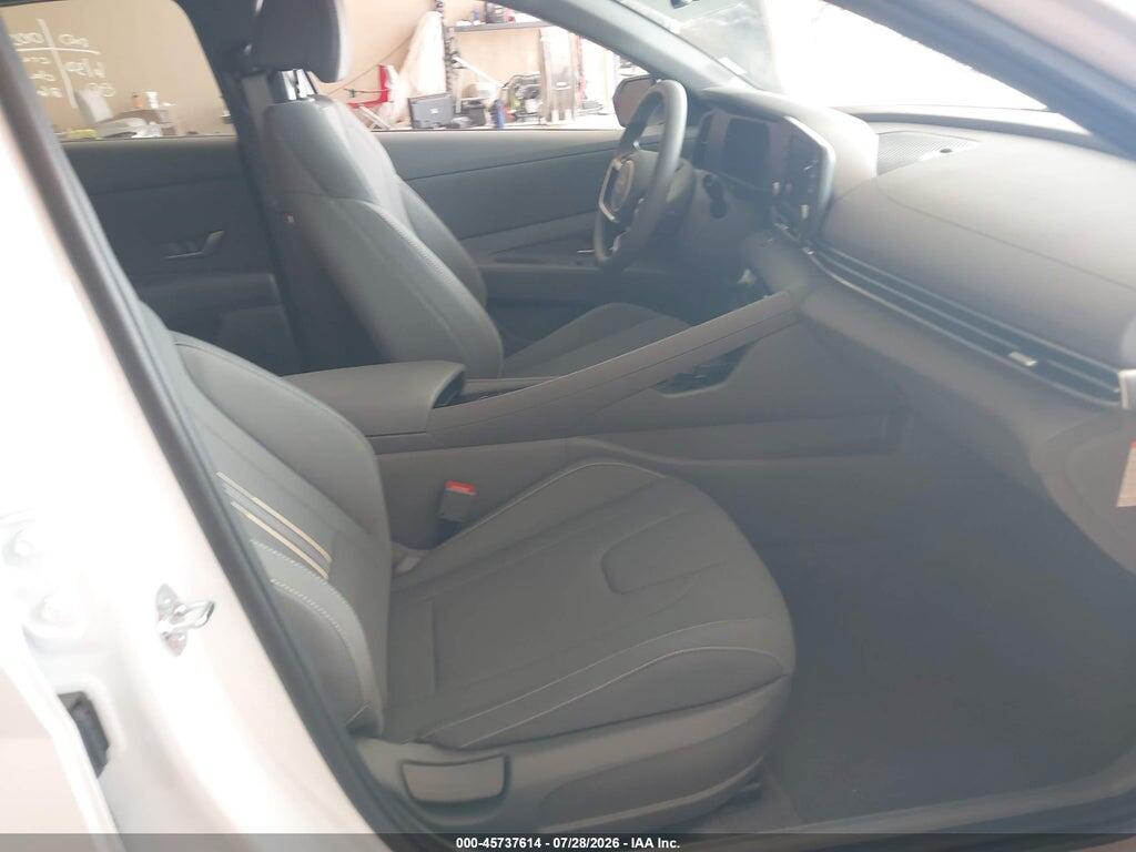 KMHLM4DJXTU189955 2026 HYUNDAI ELANTRA HYBRID photo no. 5