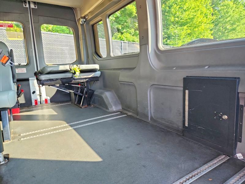 2017 FORD TRANSIT T-350 HANDICAP ACCESSIBLE PASSEN — Фото 11 из 13
