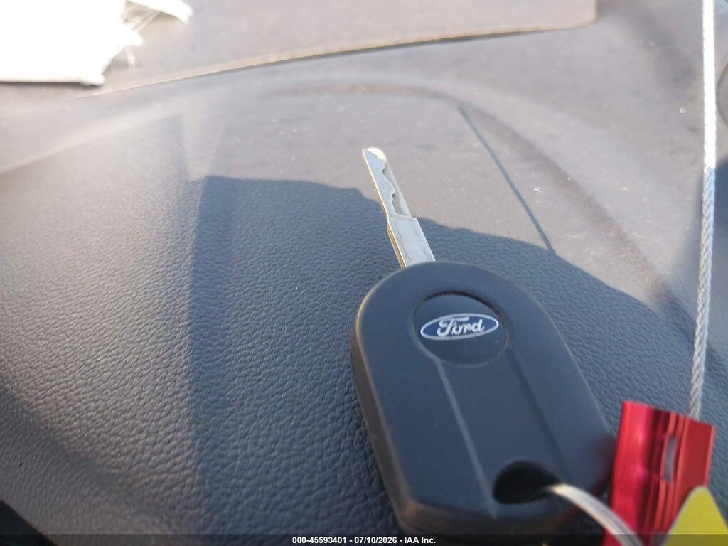 1FMCU9GD7HUC32285 2017 FORD ESCAPE photo no. 11