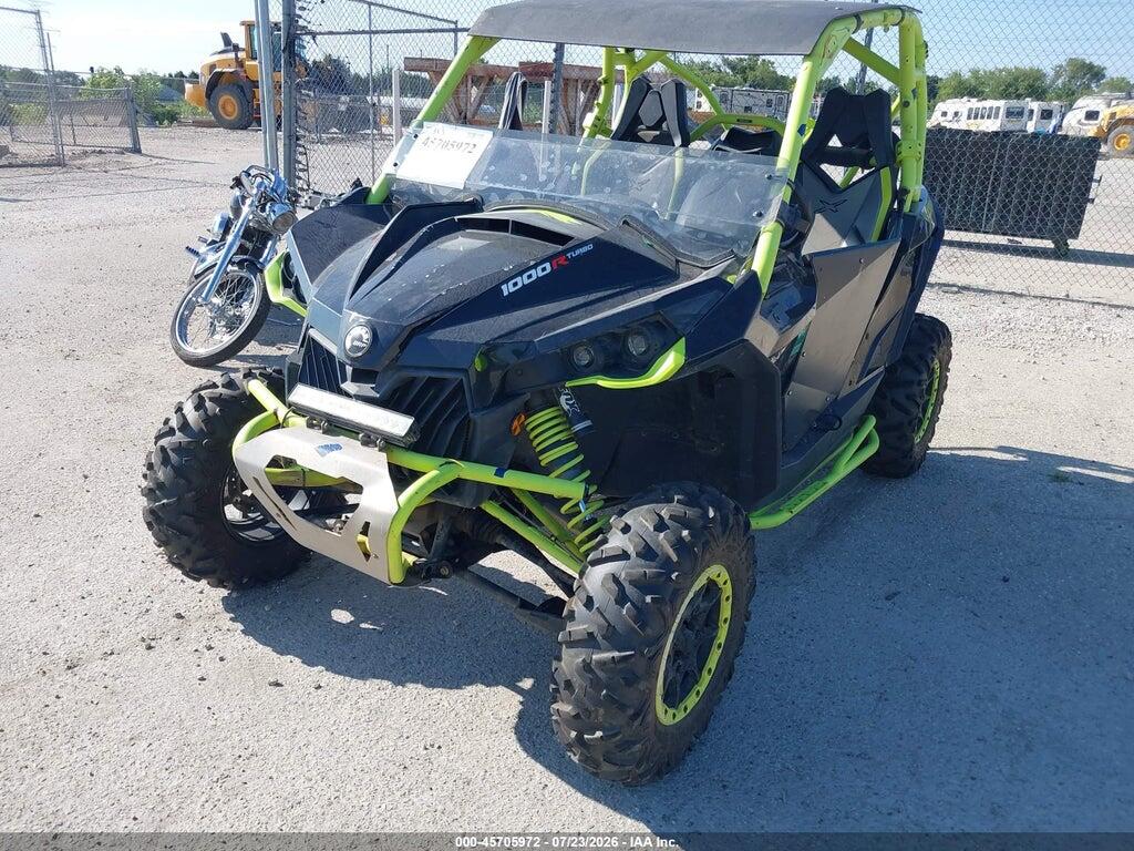 3JBPDAR21FJ002993 2015 CAN-AM MAVERICK photo no. 2