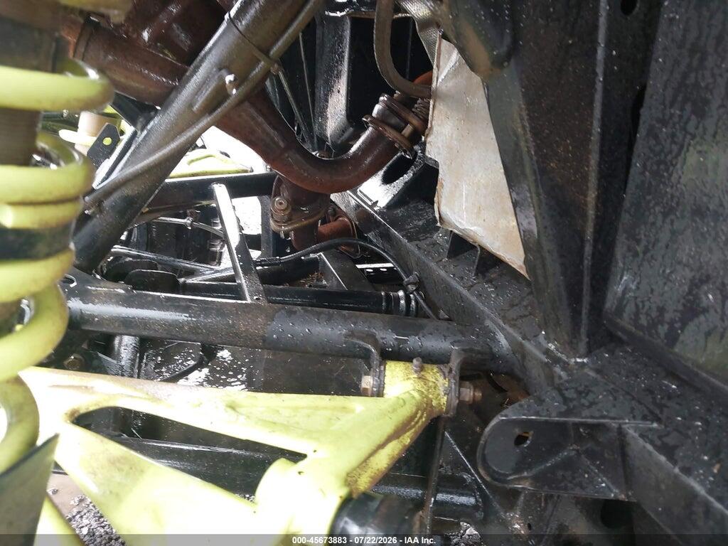 3JBPDAR24FJ002342 2015 CAN-AM MAVERICK photo no. 8
