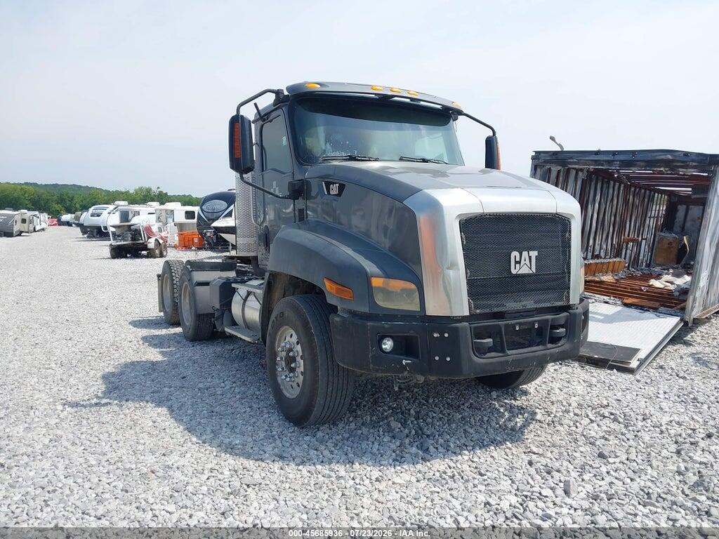 2015 CATERPILLAR CT660 3HSJGTKTXFN618992
