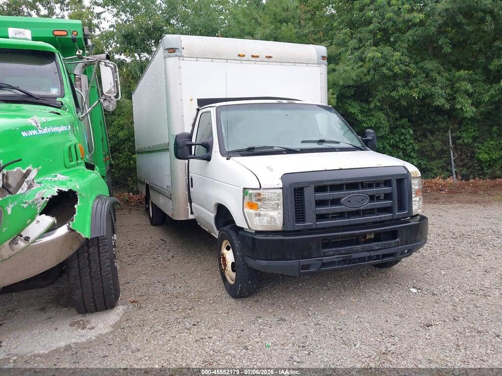 1FDWE35L09DA38703 2009 FORD E-350 CUTAWAY photo no. 1