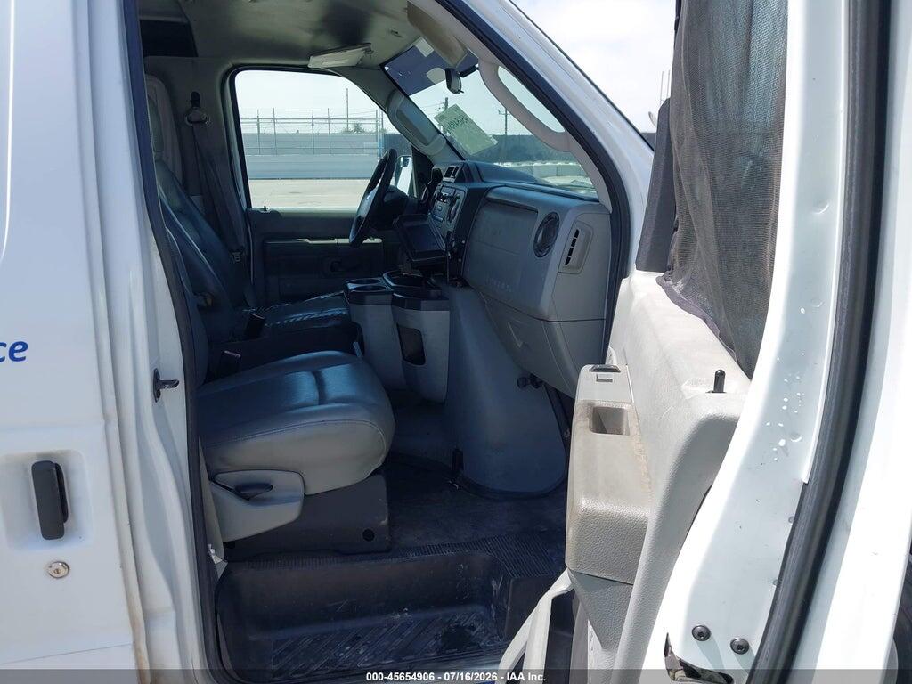 1FTNE14W89DA42546 2009 FORD E-150 photo no. 5