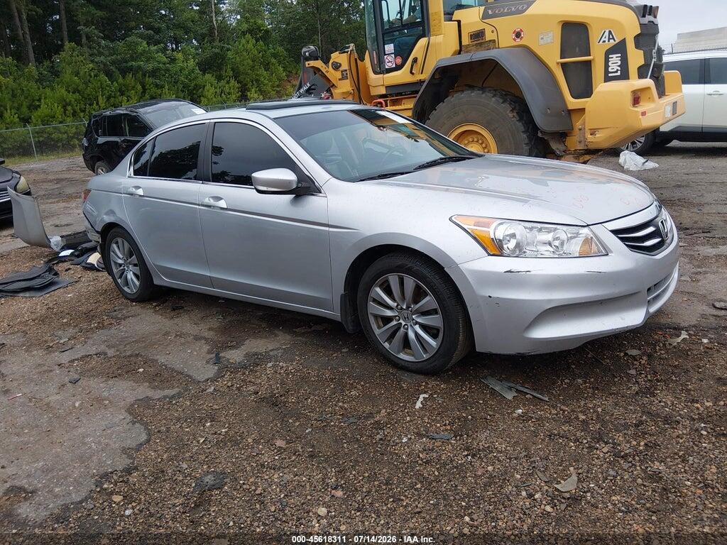 1HGCP2F82BA006950 2011 HONDA ACCORD photo no. 1