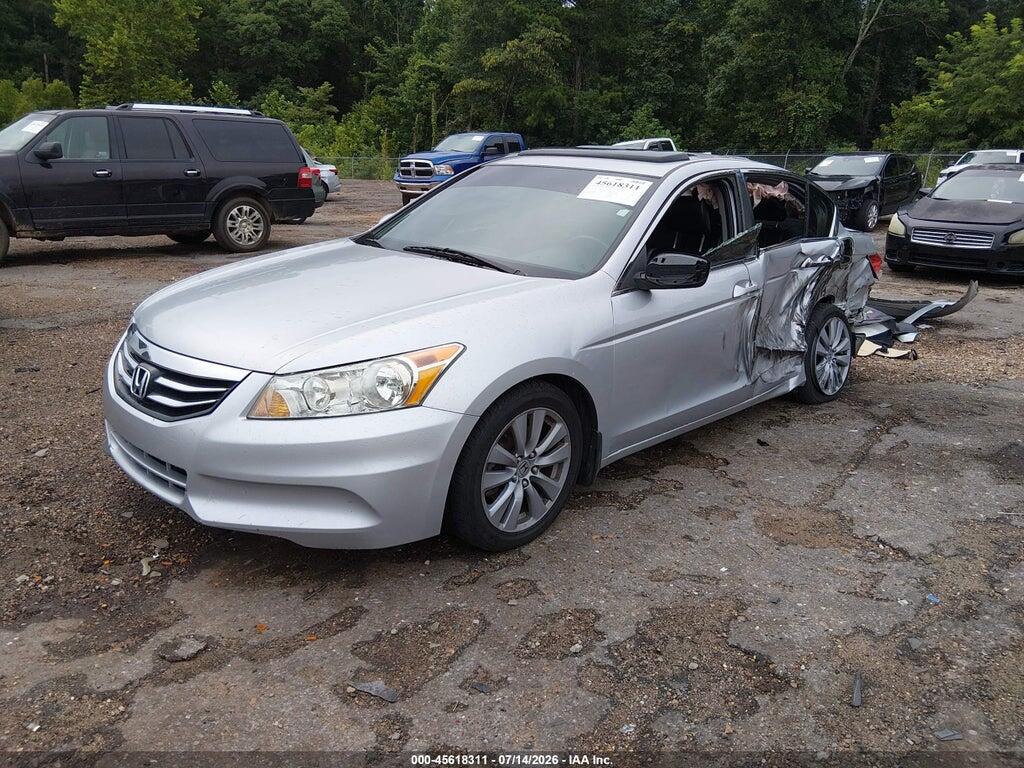 1HGCP2F82BA006950 2011 HONDA ACCORD photo no. 2