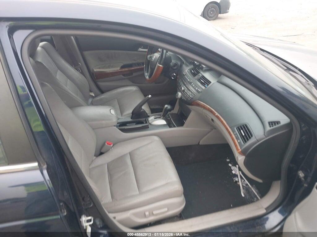 1HGCP2F82BA146514 2011 HONDA ACCORD photo no. 5