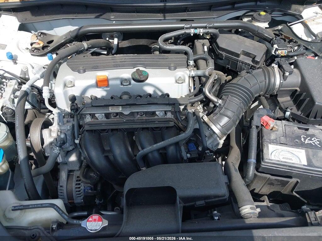 1HGCS1B82BA015811 2011 HONDA ACCORD photo no. 10