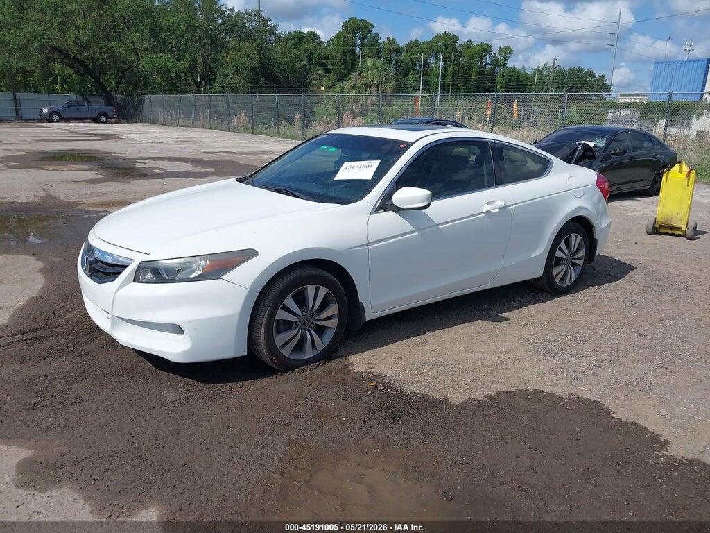 1HGCS1B82BA015811 2011 HONDA ACCORD photo no. 2