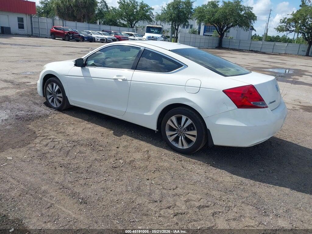 1HGCS1B82BA015811 2011 HONDA ACCORD photo no. 3