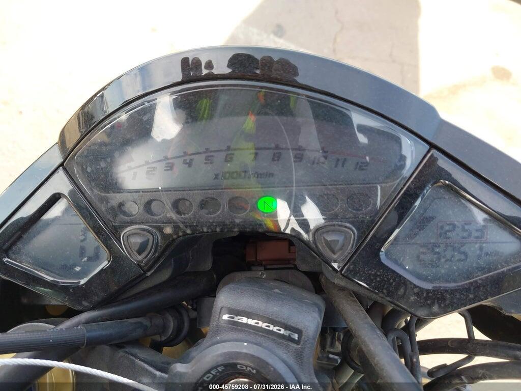 ZDCSC6019BF200265 2011 HONDA CB1000 photo no. 7