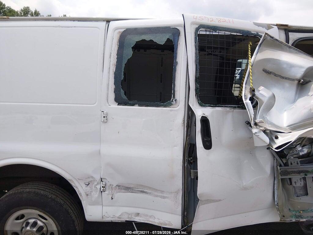 1GCWGFCA7C1197387 2012 CHEVROLET EXPRESS 2500 photo no. 6