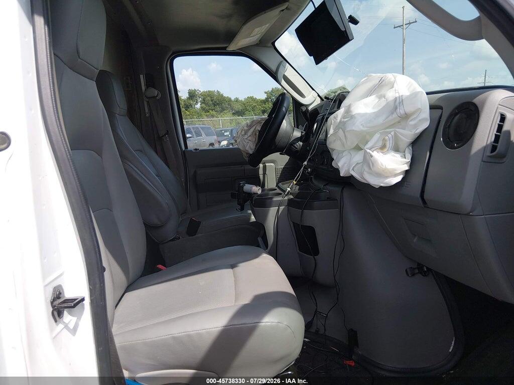 1FDWE3F69KDC21368 2019 FORD E-350 CUTAWAY photo no. 5