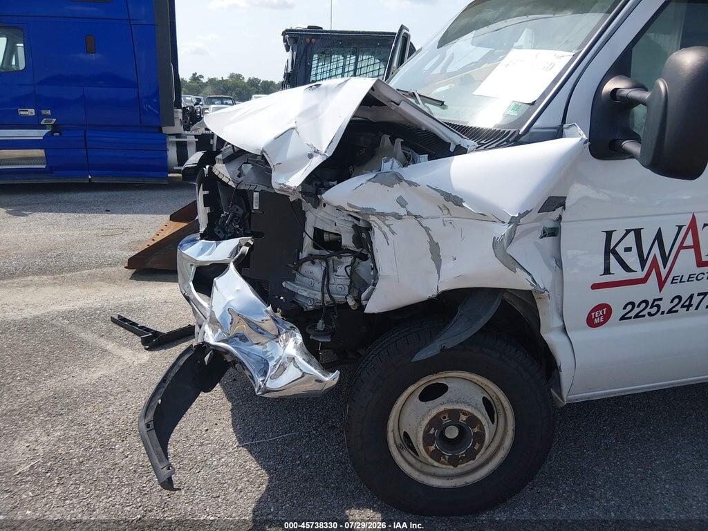 1FDWE3F69KDC21368 2019 FORD E-350 CUTAWAY photo no. 6