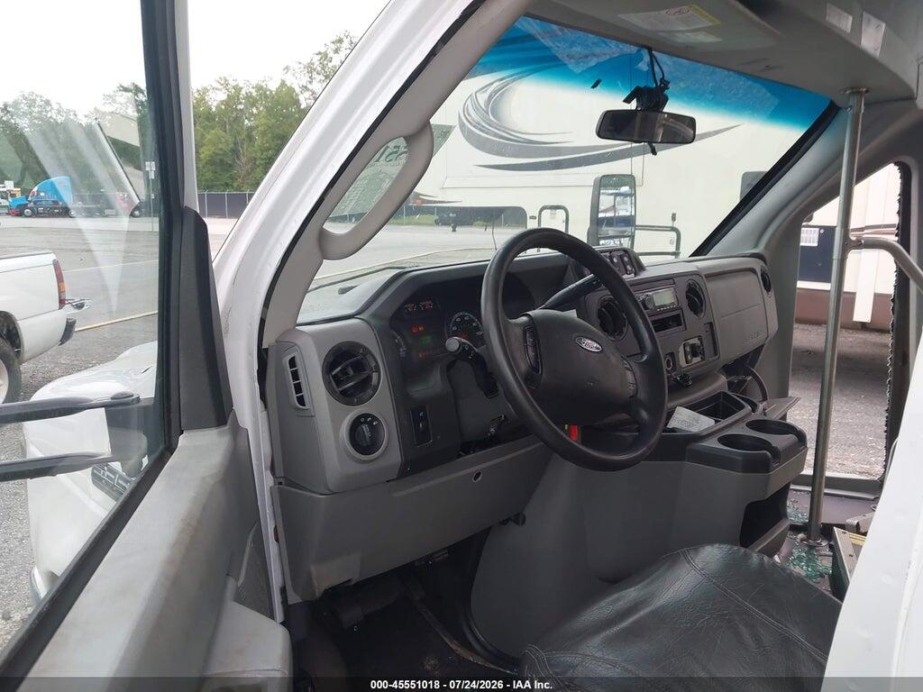 1FDEE3FS9KDC00951 2019 FORD E-350 CUTAWAY photo no. 6