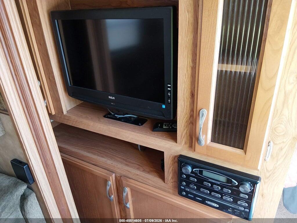 1UKBJ0BS0A1EG0600 2010 JAYCO TRAVEL TRAILER photo no. 12