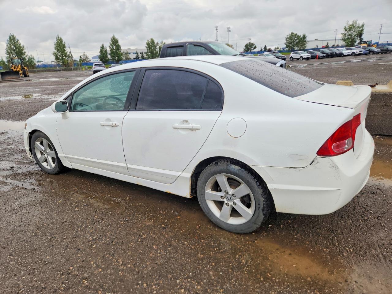 2HGFA1F69BH101692 2011 HONDA CIVIC photo no. 2