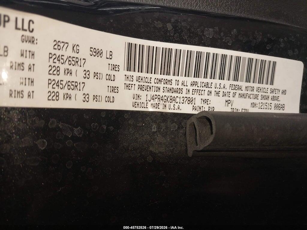 1J4PR4GK8AC137801 2010 JEEP GRAND CHEROKEE photo no. 9