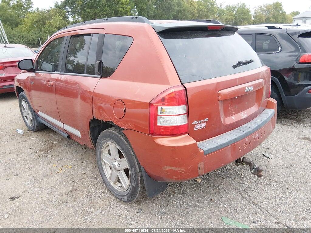 1J4NF4FB0AD597742 2010 JEEP COMPASS photo no. 3