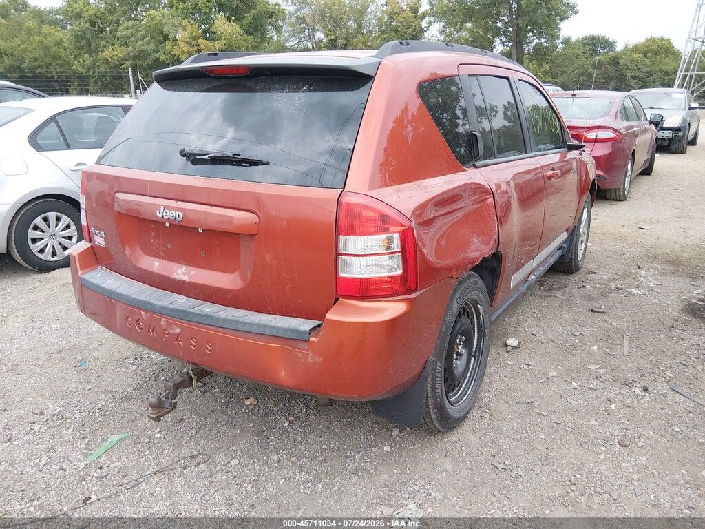 1J4NF4FB0AD597742 2010 JEEP COMPASS photo no. 4