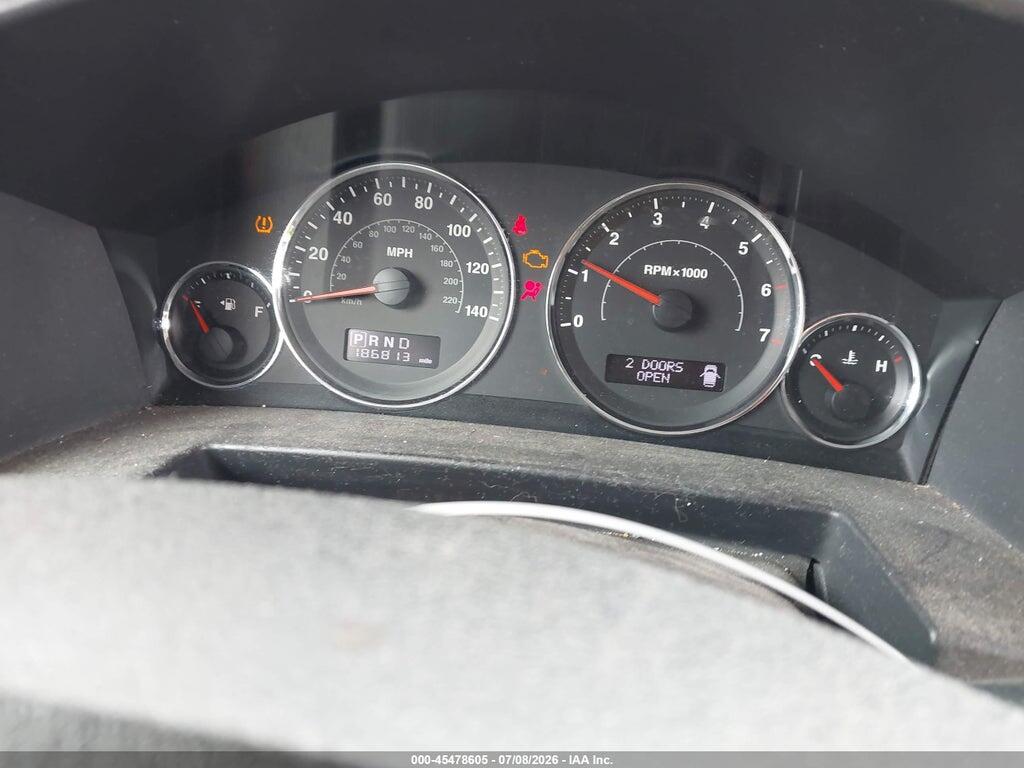 1J4RH4GK7AC106969 2010 JEEP COMMANDER photo no. 7
