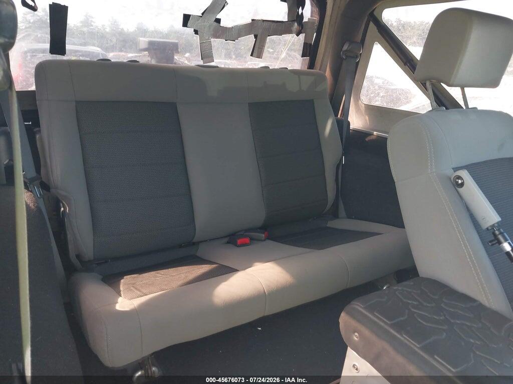 1J4AA2D10AL162835 2010 JEEP WRANGLER photo no. 8