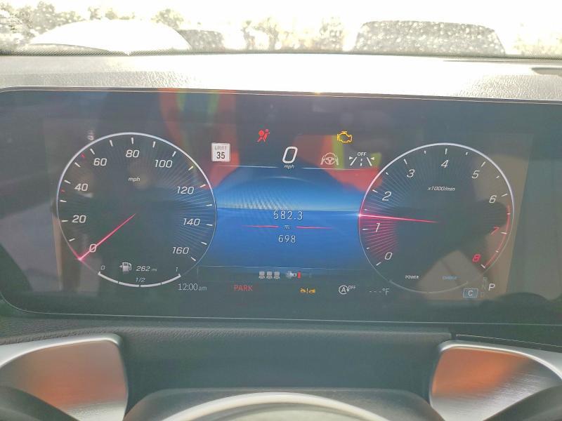 2025 MERCEDES-BENZ GLB 250 4MATIC — Фото 9 из 13