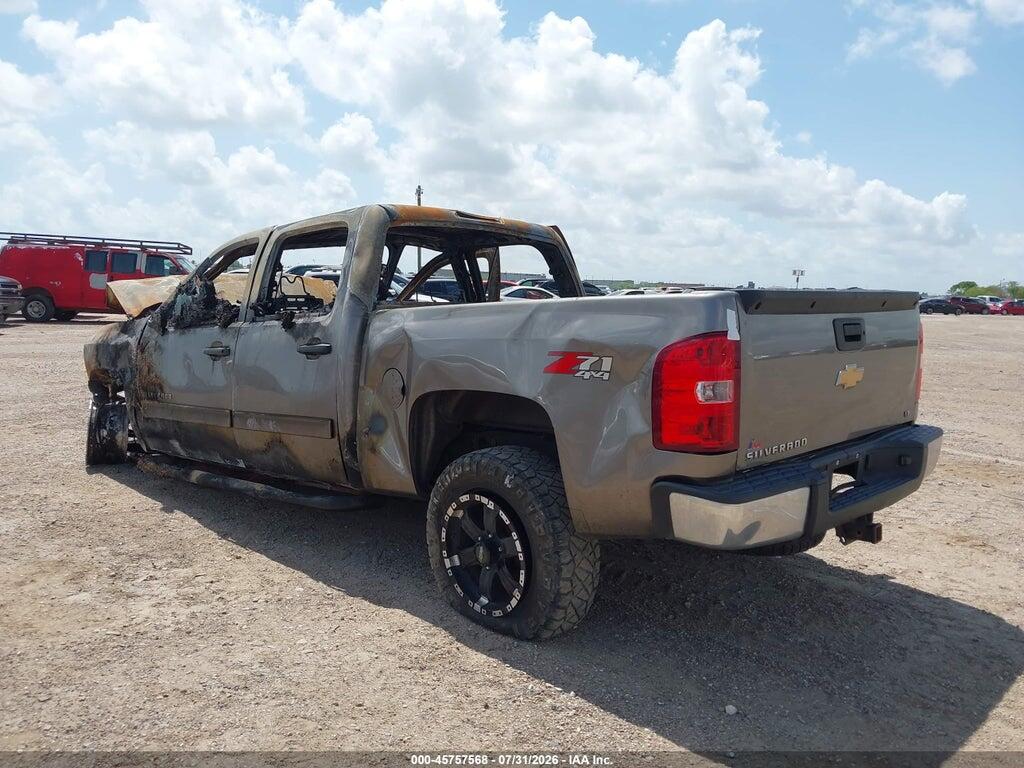 1GCPKSE79CF232687 2012 CHEVROLET SILVERADO 1500 photo no. 3
