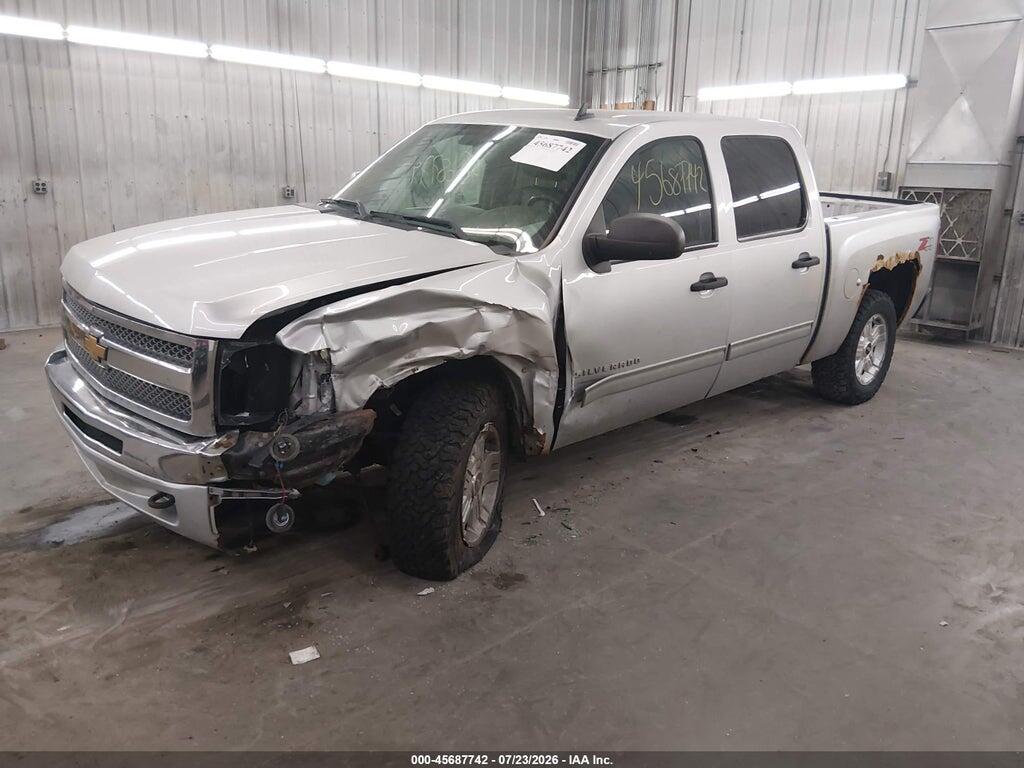 1GCPKSE73CF166203 2012 CHEVROLET SILVERADO 1500 photo no. 2