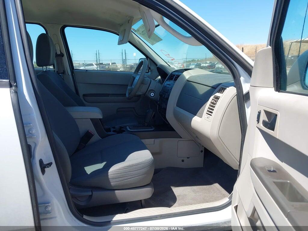 1FMCU02759KB08607 2009 FORD ESCAPE photo no. 5