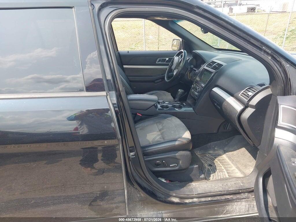 1FM5K8D89HGA10071 2017 FORD EXPLORER photo no. 5