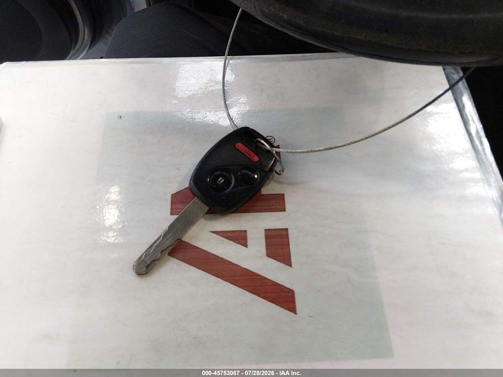 JHMGD38698S033557 2008 HONDA FIT photo no. 11