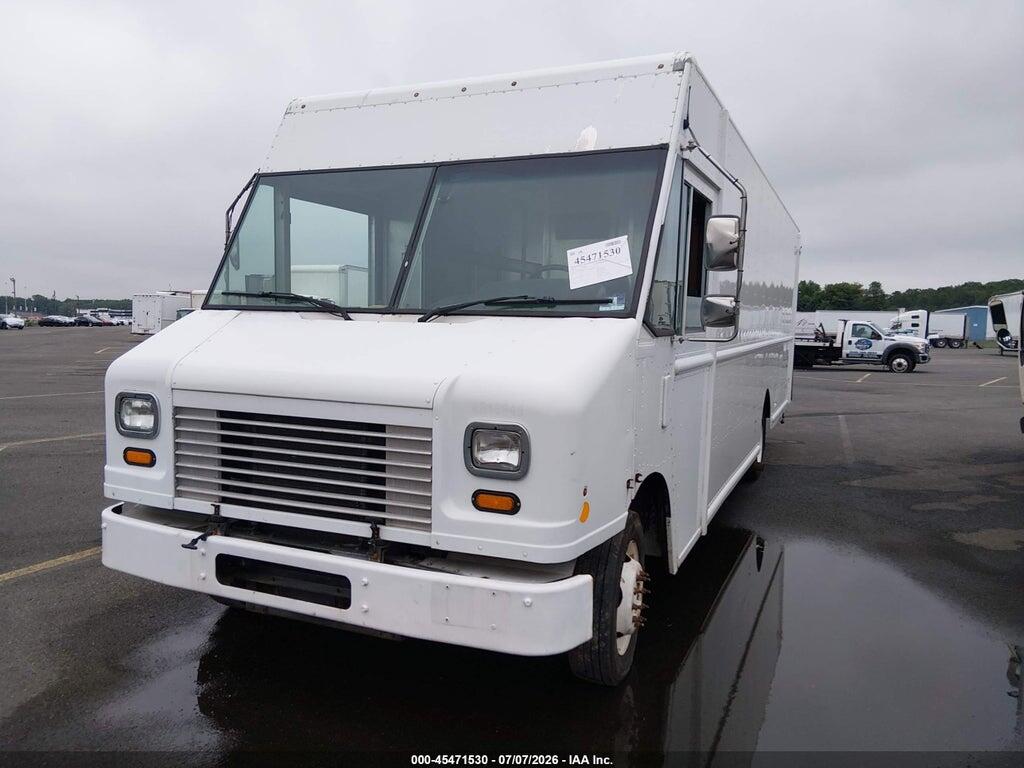 1F65F5KY6D0A07290 2013 FORD F-59 COMMERCIAL STRIPPED photo no. 2