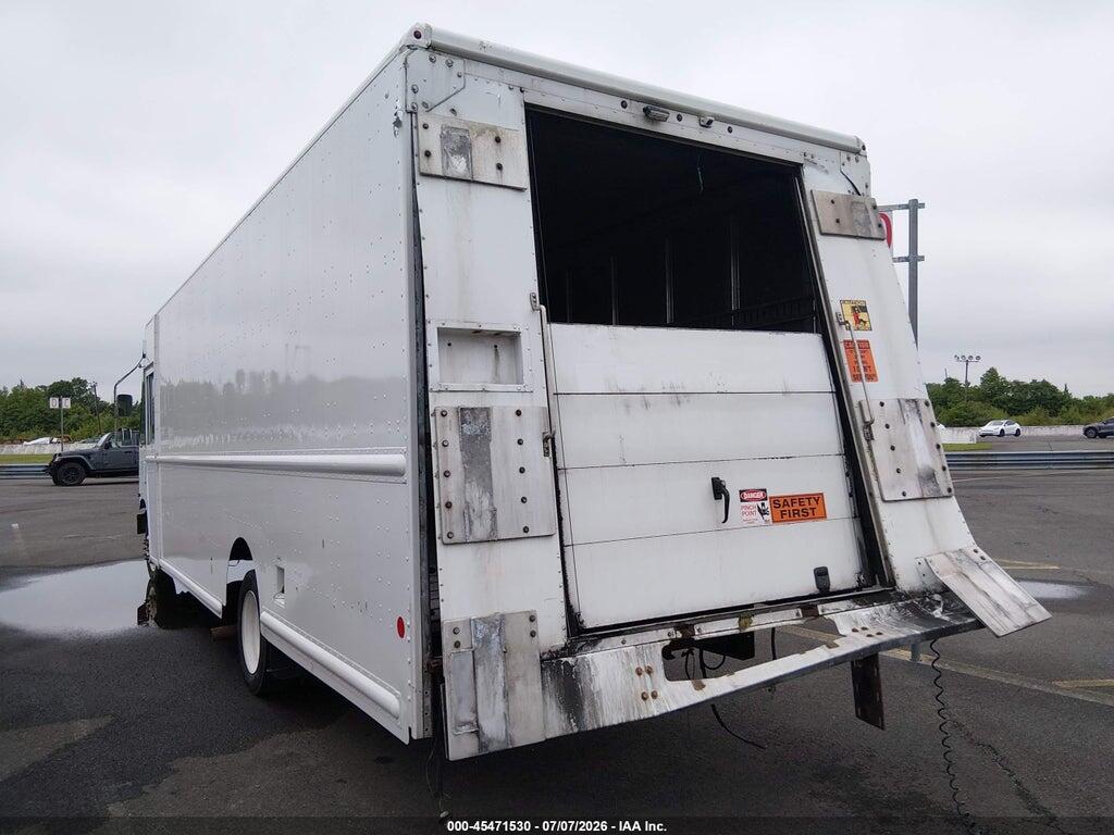 1F65F5KY6D0A07290 2013 FORD F-59 COMMERCIAL STRIPPED photo no. 3