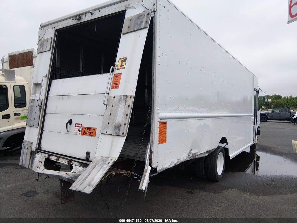 1F65F5KY6D0A07290 2013 FORD F-59 COMMERCIAL STRIPPED photo no. 4