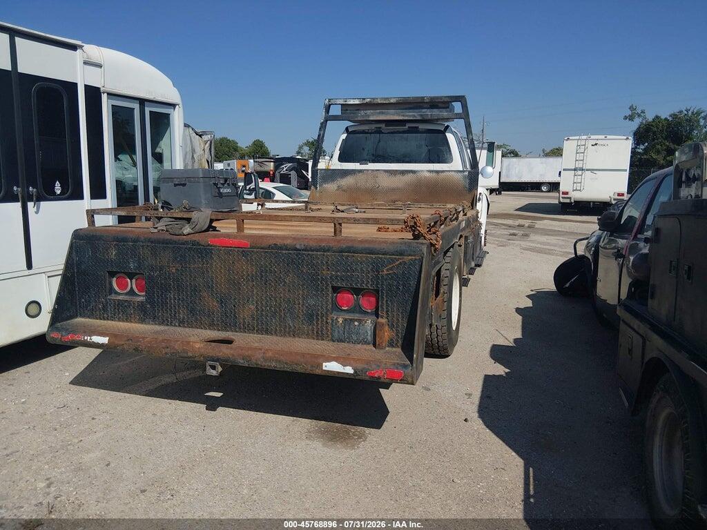 3FRNW6FL1DV790983 2013 FORD F-650 photo no. 4
