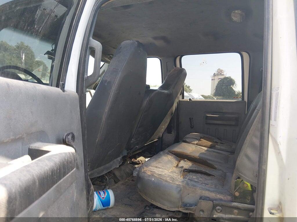 3FRNW6FL1DV790983 2013 FORD F-650 photo no. 8