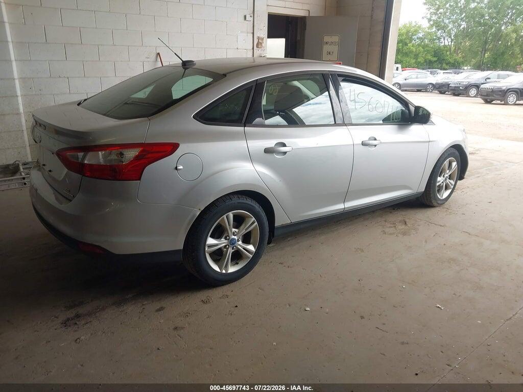 1FADP3F25DL190010 2013 FORD FOCUS photo no. 4