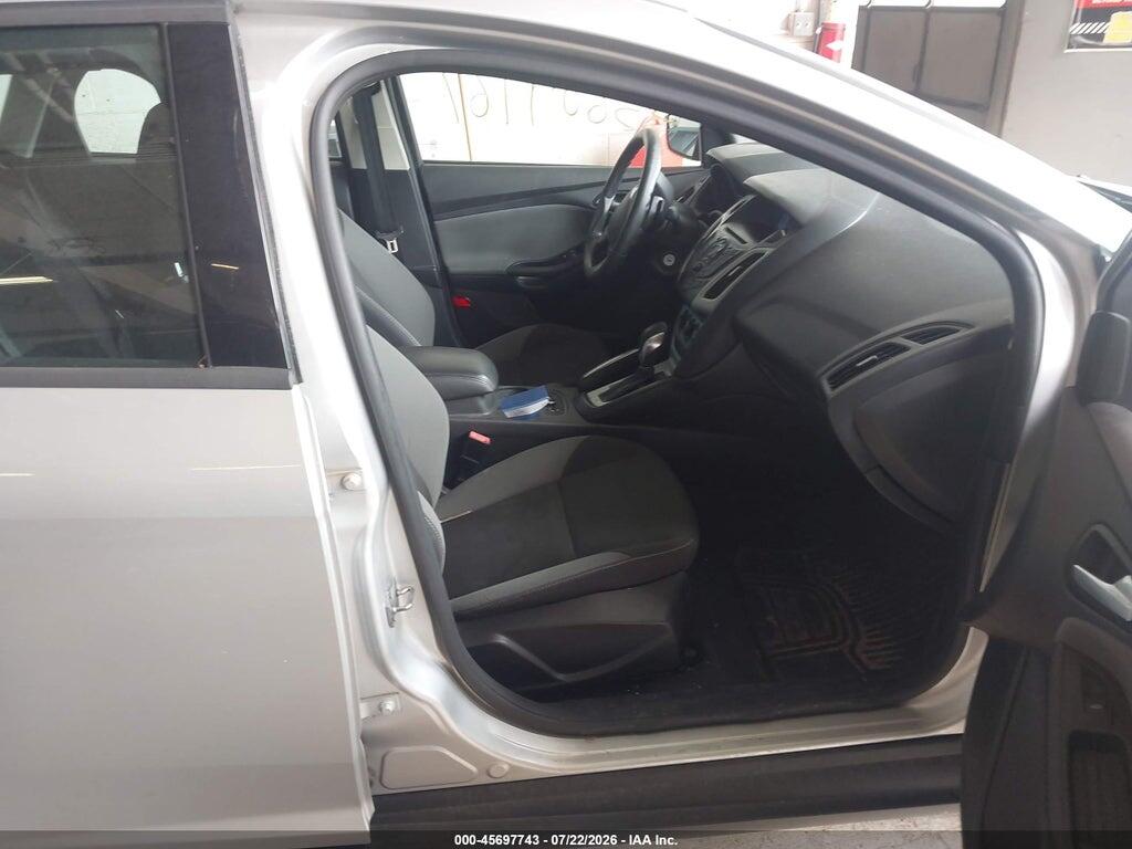 1FADP3F25DL190010 2013 FORD FOCUS photo no. 5